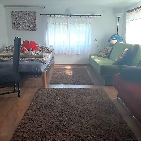 Bed & Breakfast Dom Pod Mareszka Bartne