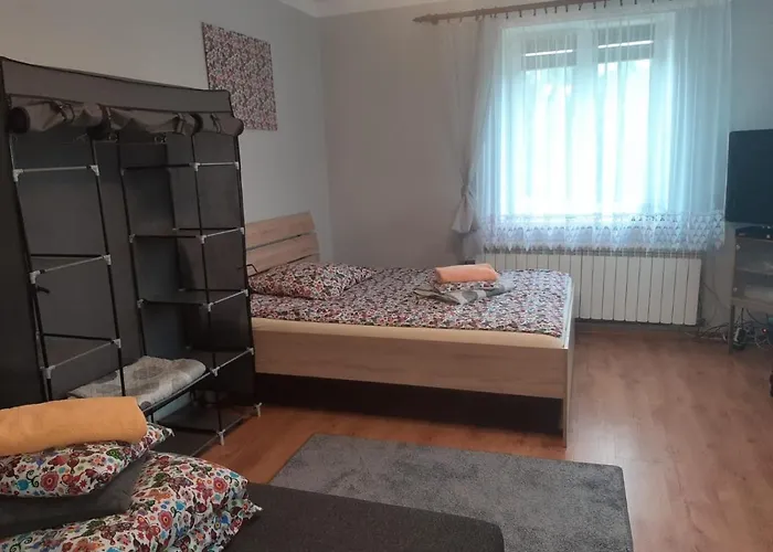 Dom Pod Mareszka فندق مبيت وإفطار